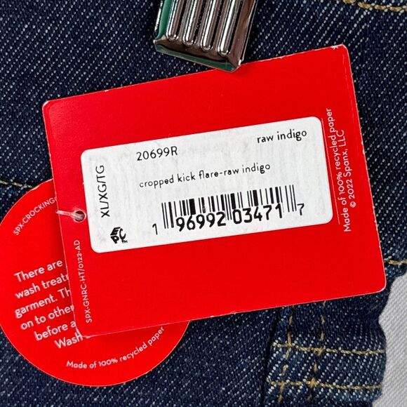 Spanx XL Cropped Kick Flare Jeans Raw Indigo Dark Blue Denim Pull On Stretch - Picture 7 of 11